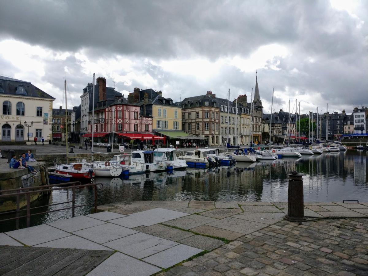 Studio centre historique Honfleur Extérieur photo