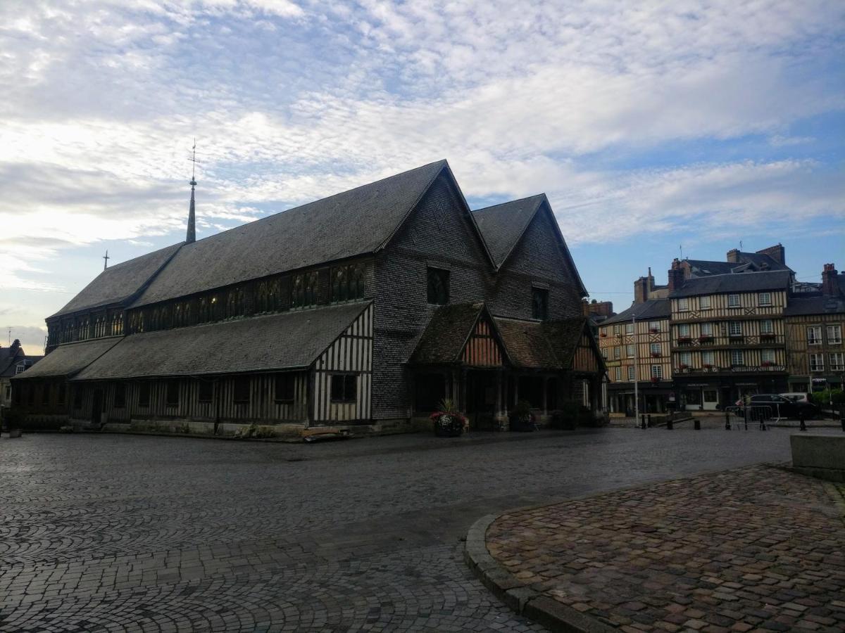 Studio centre historique Honfleur Extérieur photo