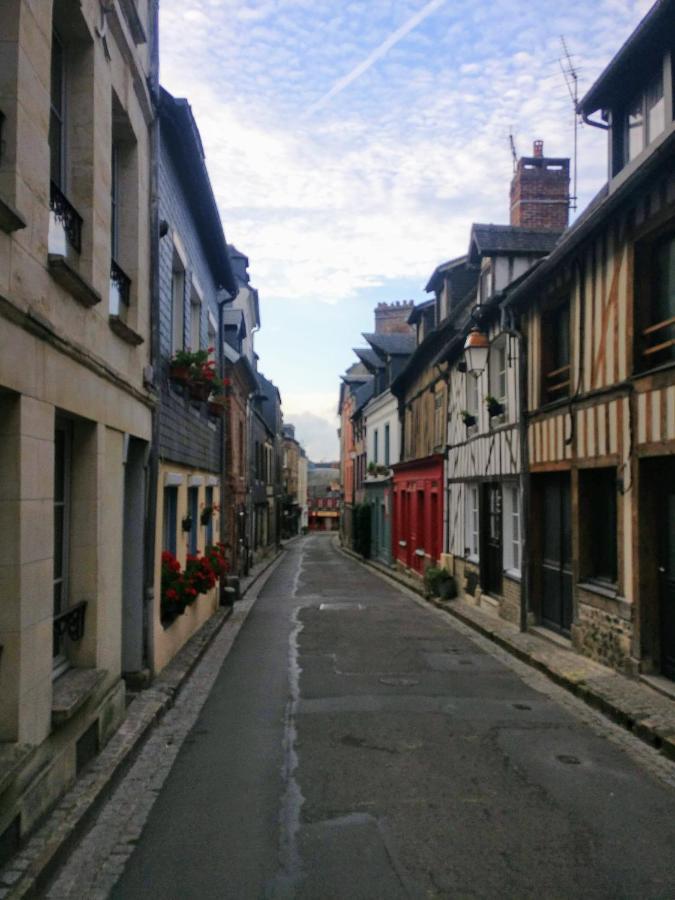 Studio centre historique Honfleur Extérieur photo