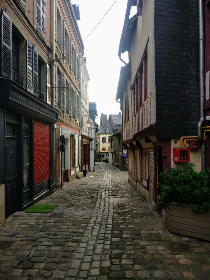 Studio centre historique Honfleur Extérieur photo
